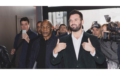 L outsider Iervolino porta in Ungheria il biopic su Armani una reazione al blocco dei crediti