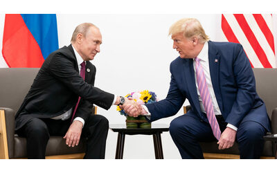 La Casa Bianca taglia l’applauso di Trump a Putin dal video ufficiale dell’incontro in Alaska