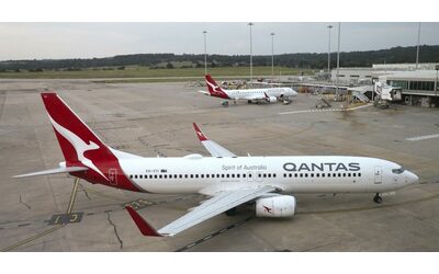 La compagnia di bandiera australiana Qantas multata per 50 milioni: illegali i licenziamenti durante il Covid