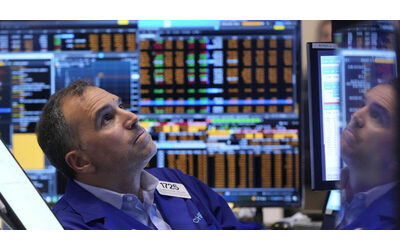 La crisi europea si allarga al terziario. In vista un taglio Bce, euro ai minimi da due anni sul dollaro