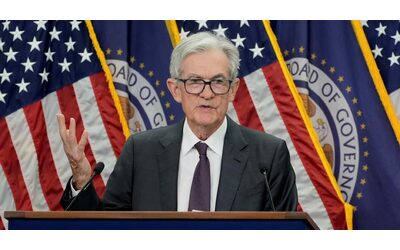 La Fed taglia i tassi di 25 punti base. Lo shutdown dura da un mese e costerà all’economia Usa 7-14 miliardi