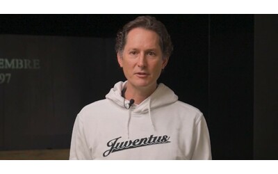 La Juventus la nostra storia e i nostri valori non sono in vendita Elkann risponde a Tether Investments Video