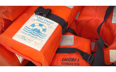 La Ong Sea Watch sbarca a Milano. Una mostra sul soccorso in mare e tanti ospiti, da Albanese a Rackete