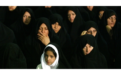 La sposa bambina Goli Koohkan salvata dall esecuzione in Iran ha ottenuto il perdono della famiglia della vittima