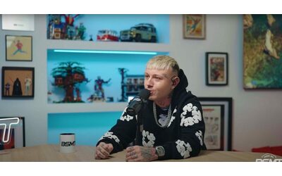 Lazza: “Ho deciso di puntare sulla musica quando ho rischiato di morire, ho perso 13 chili in un settimana. Dopo Sanremo sono diventato matto”