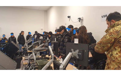 Lecce studenti in gita nella caserma dell Esercito E promozione della cultura scientifica