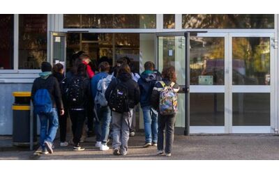 “Lista stupri” con i nomi delle compagne: la scoperta choc in un bagno del liceo Giulio Cesare a Roma. Valditara: “Da sanzionare”