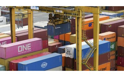 Male l’export italiano in febbraio (- 4,3%). Netta contrazione del valore delle vendite verso gli Usa