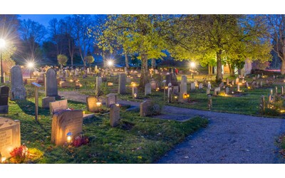 Mangiare tra le urne di un crematorio: a Berna apre il primo ristorante in un cimitero. La proposta choc: “Basta tabù sulla morte”