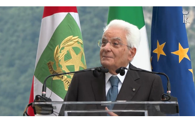 Mattarella: “Si spara sui luoghi di preghiera e su chi ha fame e sete, si rischia una spirale d’odio”