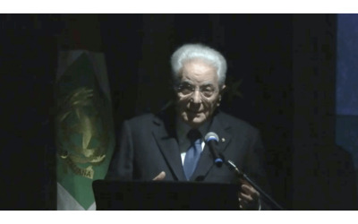 Mattarella visita la sezione femminile di Rebibbia In alcune carceri condizioni inaccettabili Qui iniziative esemplari