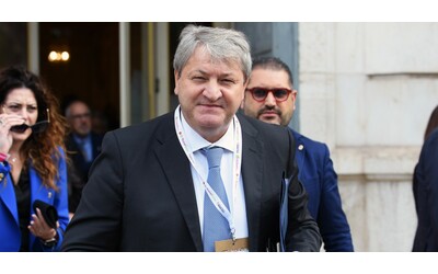 Mazzette smaterializzate chiesto il processo per il presidente del Molise Roberti e altri 43 imputati