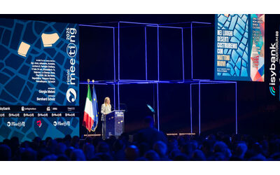 Meloni al Meeting: “Invasioni di campo da alcuni giudici politicizzati. Non ci fermeranno, avanti con la riforma”