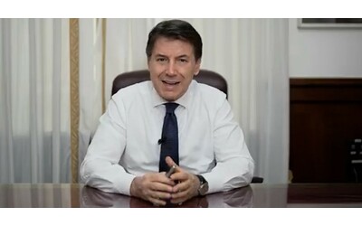 Meloni indagata, Conte: “Premier è una bugiarda seriale, una cartomante. Fa la vittima per distrarci dai problemi veri”