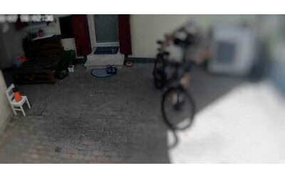 Mette online il video del furto della bici: il ladro si riconosce, lo incontra e poi minaccia la denuncia per diffamazione