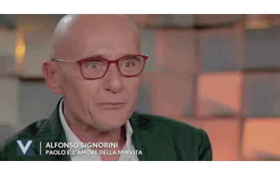 Mi sposo con Paolo Galimberti ma vivremo in case separate ecco perch Alfonso Signorini rivela il patto con il compagno a Verissimo