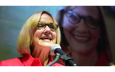 Miami Higgins eletta sindaco prima donna e prima dem in 30 anni Un avviso a Trump in vista delle elezioni di medio termine