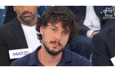 Michele Longobardi è stato cacciato da Uomini e Donne? L’indiscrezione: “Scriveva alle corteggiatrici con un profilo fake. Il tronista è uscito in lacrime”