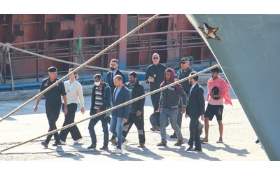 Migranti, effetto Corte di giustizia Ue. Giudice alla commissione asilo: “Perché i Bangladesh è Paese sicuro?”