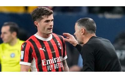 Milan, “scontro tra Pulisic e Conceiçao, l’americano ha chiesto la cessione”. Ma lui nega tutto: “Non ho mai litigato con il mister”