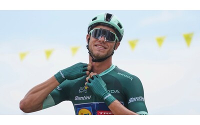 Milan super al Tour de France: seconda vittoria in volata e maglia verde “rafforzata”. Brutta caduta di gruppo nel finale