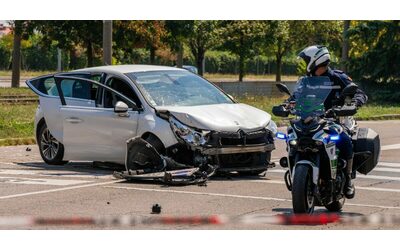 Milano: investita da un’auto rubata, morta una donna di 71 anni. Dopo lo schianto “4 ragazzini” sono fuggiti a piedi
