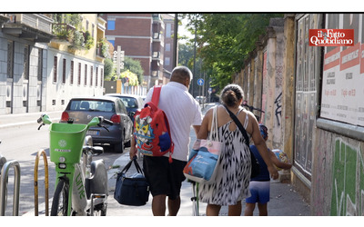 Milano, l’estate di chi non può permettersi una vacanza: “Lavoro ma in questa città uno stipendio medio non basta più”