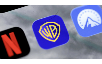 Mille star di Hollywood firmano contro la fusione Warner e Paramount che si tradurr in meno opportunit nella produzione costi pi alti e meno scelta per il pubblico