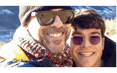 Mio figlio Leo Gassmann a Sanremo 2026 Pare esista una regola che dice che i parenti non possano andare ma so gi per chi votare parla Alessandro