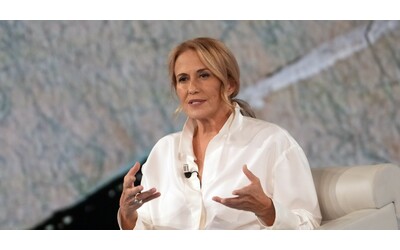 “Monica Maggioni si è licenziata dalla Rai dopo 33 anni”, ma continuerà a condurre i suoi programmi