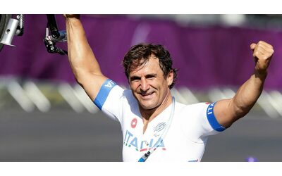 Morto Alex Zanardi, il pilota e campione paralimpico aveva 59 anni: è stato simbolo e ispirazione, un supereroe moderno