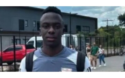 È morto Eder Valencia, 16enne calciatore colombiano: stava per debuttare in MLS