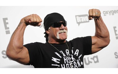 È morto Hulk Hogan, la leggenda del wrestling stroncata da un infarto