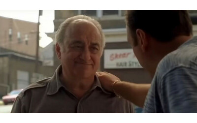 È morto Jerry Adler, addio a Hesh de I Soprano. Chi era l’attore che aveva iniziato a recitare a 65 anni