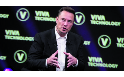 Musk, un giudice blocca ancora il bonus da 56 miliardi per Tesla: “Sentenza contro gli azionisti”, ma il ricorso è di un investitore