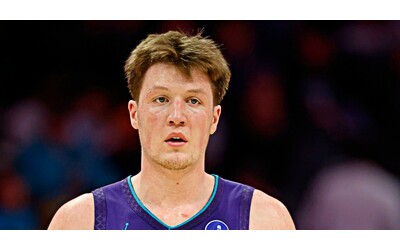 NBA Freestyle Knueppel distrugge Indiana e fa record di triple Evan Mobley che succede