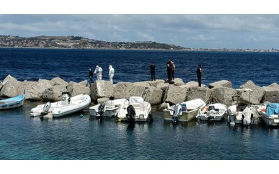 Neonato partorito da 13enne e trovato morto in uno zaino tra gli scogli la nonna condannata all ergastolo