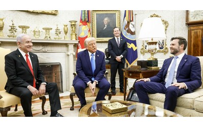 Netanyahu primo leader alla Casa Bianca da Trump. Il tycoon: “Via gli abitanti da Gaza. Stato palestinese? I piani cambiano col tempo”