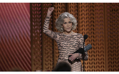 Netflix Warner un cappio attorno al mercato cinematografico un gruppo di registi anonimi scrive ai deputati Usa Jean Fonda Catastrofico