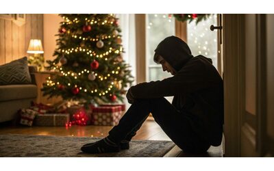No, le Feste non sono belle per tutti: cos’è il Christmas Blues, la malinconia che ci prende a Natale