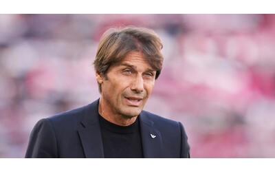 Non voglio accompagnare il morto Conte fa sul serio chiesto un faccia a faccia con i vertici del Napoli per decidere il futuro