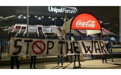 Olimpia Milano – Maccabi Tel Aviv, vietato l’ingresso allo striscione “Stop the War”