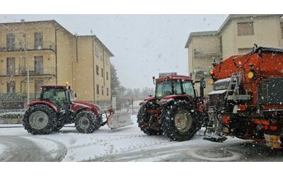 Ondata polare in tutta Italia 23 gradi in provincia di Vicenza neve in Puglia Allerta sulle strade in molte Regioni
