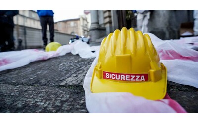 Operaio muore cadendo dal tetto di un capannone industriale a Modugno Bari