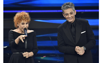 Ornella Vanoni sapeva lasciare il segno anche in un solo incontro l emozionante ricordo di Fiorello a La Pennicanza