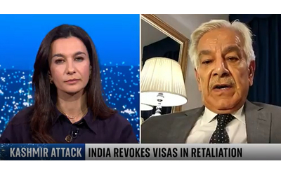 Pakistan, il ministro della Difesa ammette il sostegno al terrorismo: “Abbiamo fatto il lavoro sporco per gli Usa per 30 anni”
