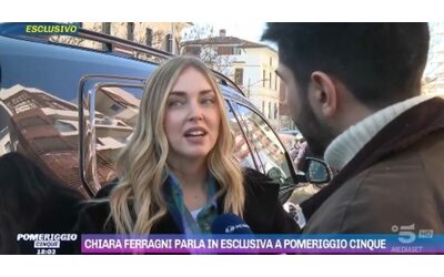 Parla Chiara Ferragni: “Il gossip lanciato da Corona è finzione organizzata? No, da parte mia no. Penso che a volte sia giusto difendermi e fare uscire la verità”. Le dichiarazioni a Pomeriggio5