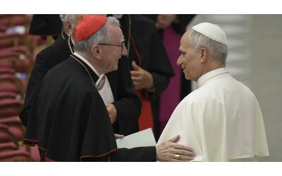Parolin di lotta, Leone XIV di governo: la regia condivisa tra segretario di Stato e Papa su Gaza e la differenza con l’accentratore Bergoglio