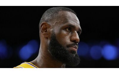 “Per il momento vi saluto”: l’addio a sorpresa di Lebron James. Le ragioni dietro la scelta della stella Nba