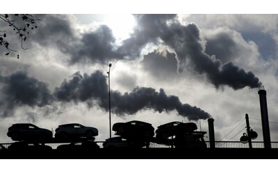 Per l Europa diritti umani e clima tornano negoziabili un enorme dietrofront